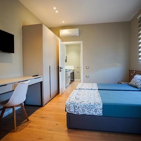 Klei'S Daily Apartment Tiranë Ngoại thất bức ảnh
